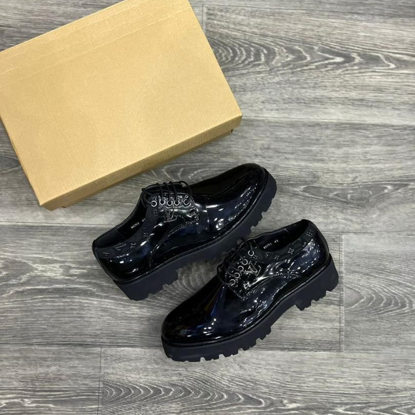 Chaussures Classiques Vernies